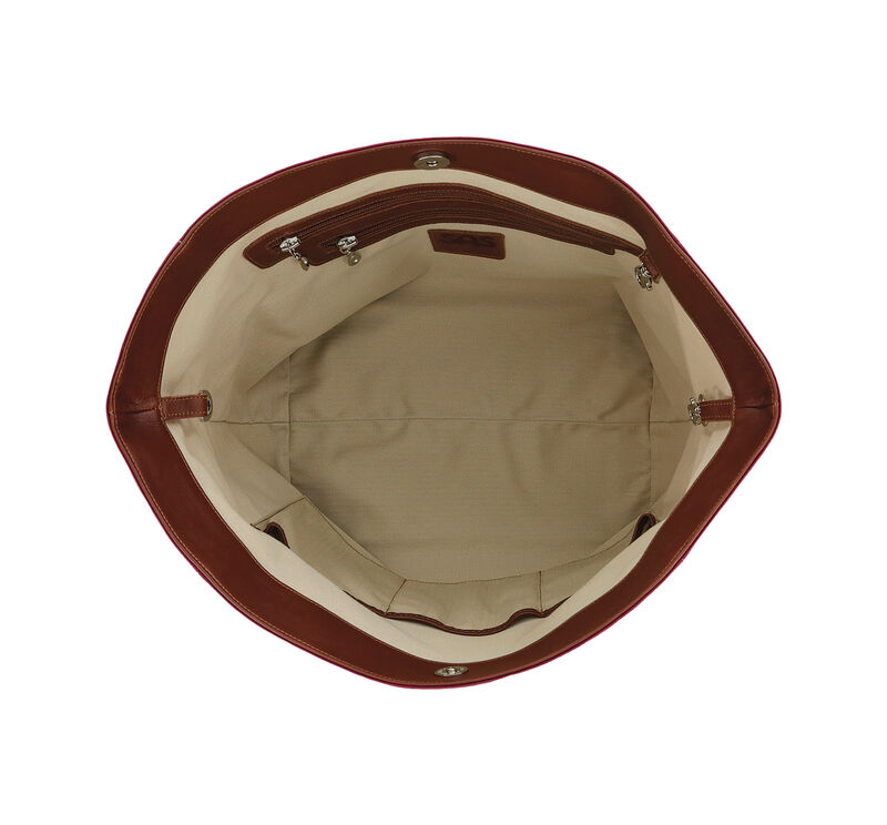 Faye II Open View 1